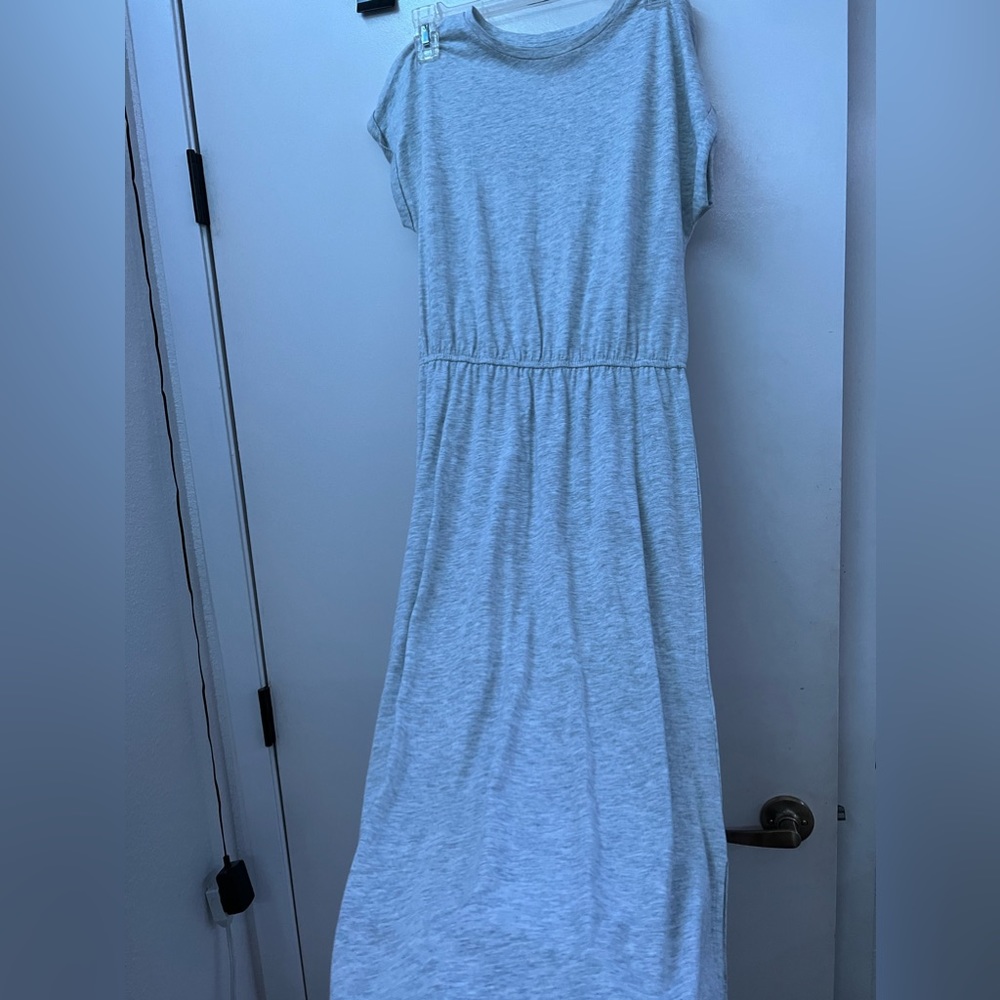 Long simple grey dress